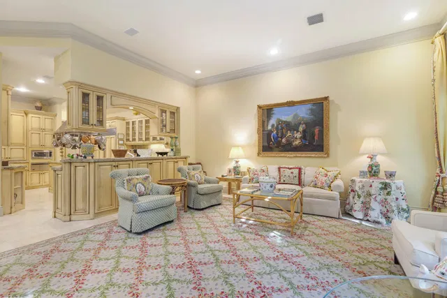 Royal Park Residence photo 11