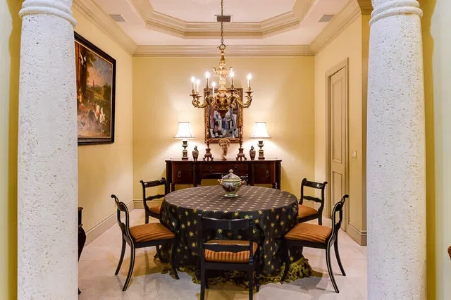 Royal Park Residence photo 5