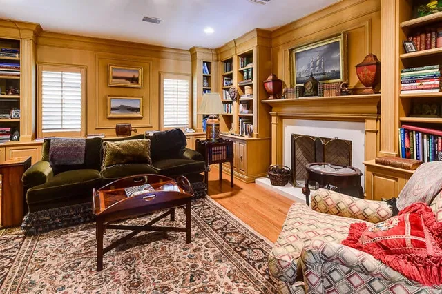 Royal Park Residence photo 9