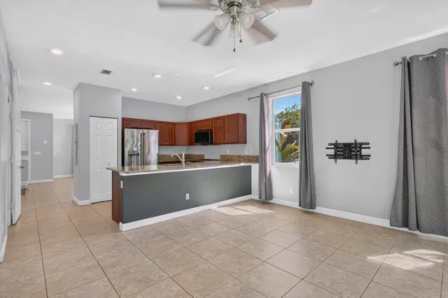 Residence photo 27