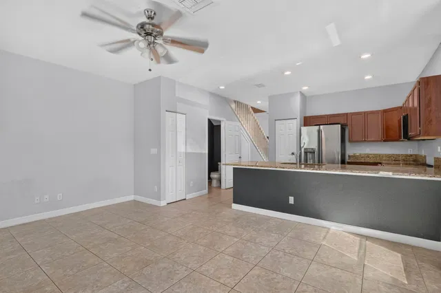 Residence photo 28