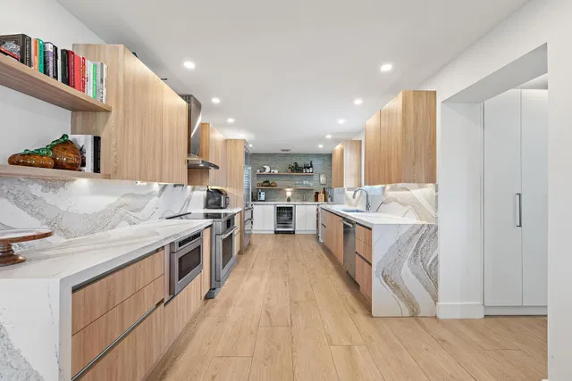 SoSo West Palm Beach Residence photo 10