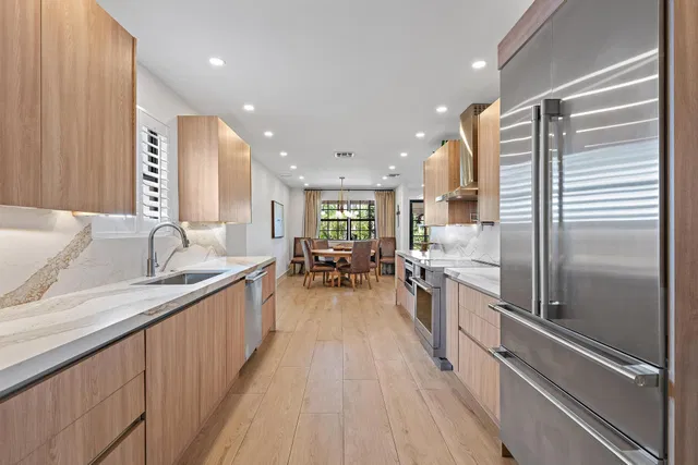 SoSo West Palm Beach Residence photo 11