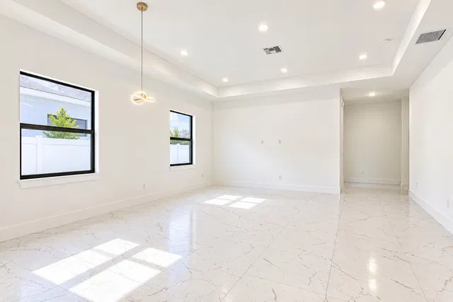 Residence photo 7
