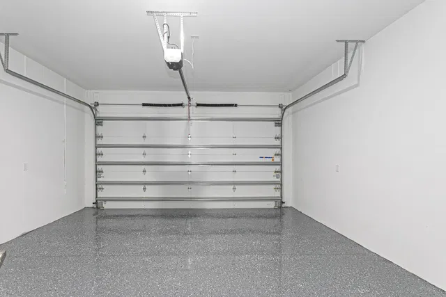 Residence photo 36