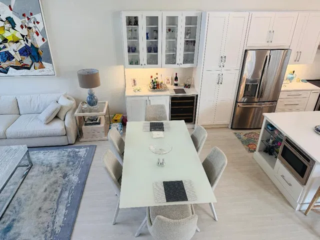 Residence photo 6