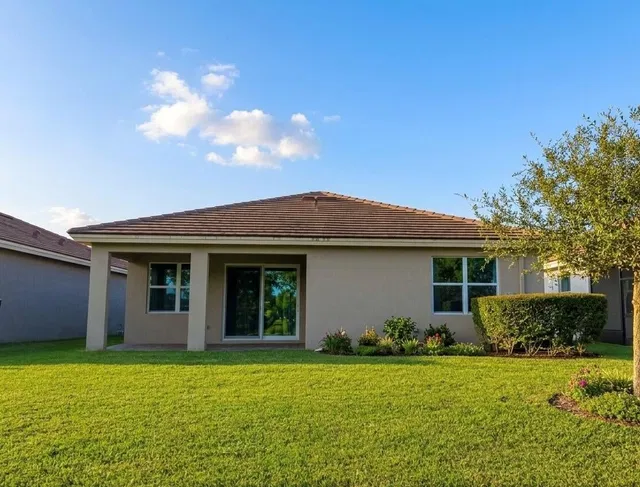  Residence photo 17