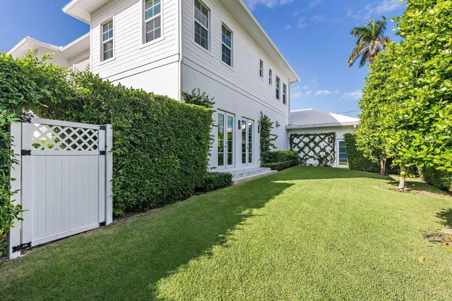 SoSo West Palm Beach Residence photo 5