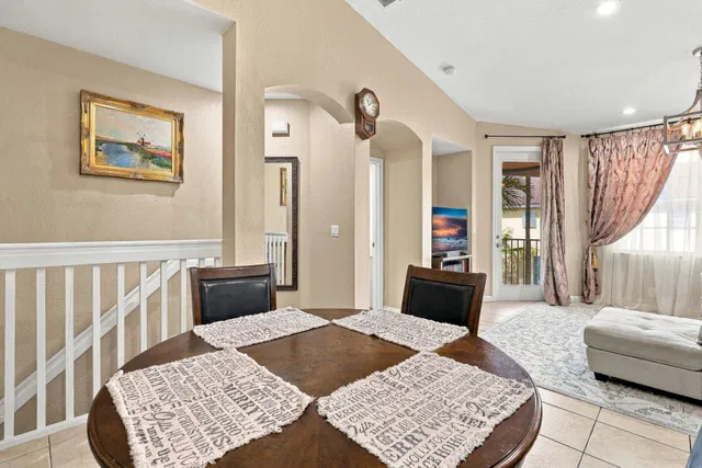 Unit 3266 photo 6