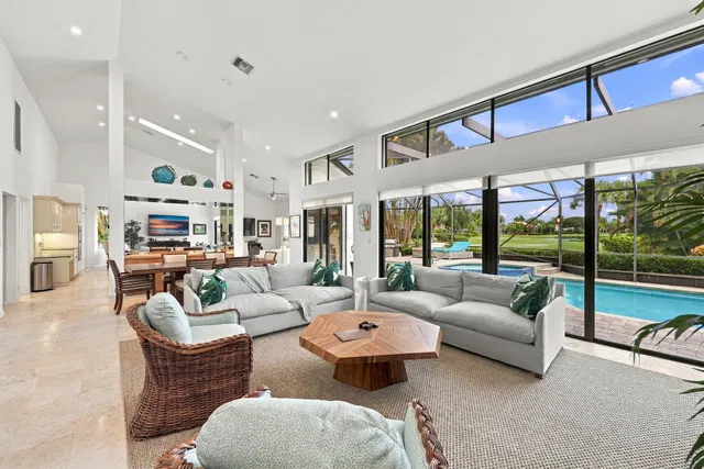 Residence photo 6