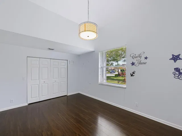 Residence photo 29