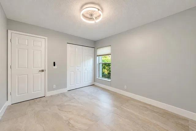 Residence photo 29