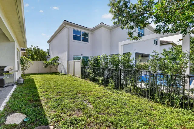 Residence photo 46