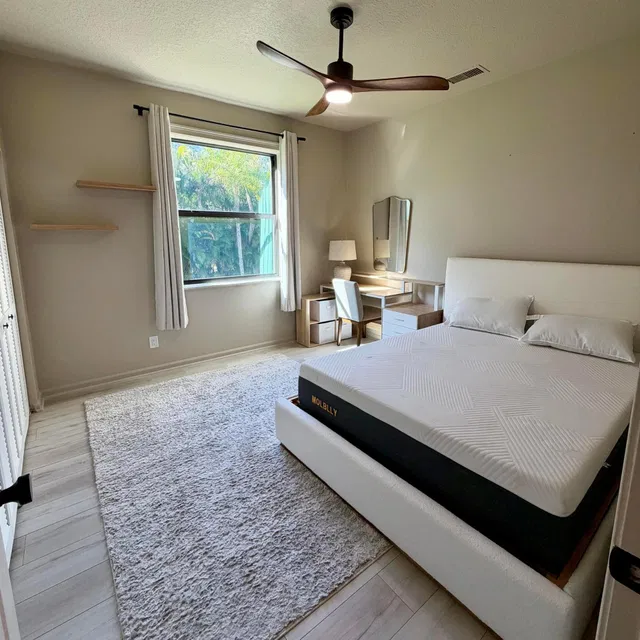 Residence photo 7