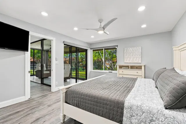Unit 203 photo 6