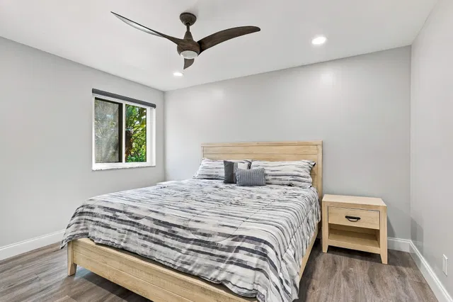 Unit 203 photo 10