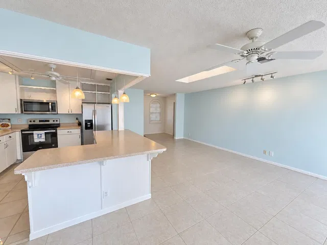 Residence photo 9
