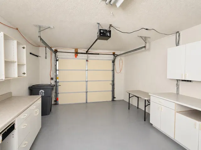 Residence photo 23