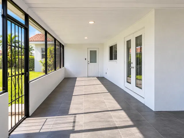 Residence photo 20