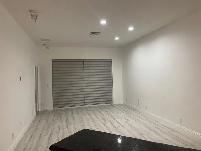 Residence photo 20
