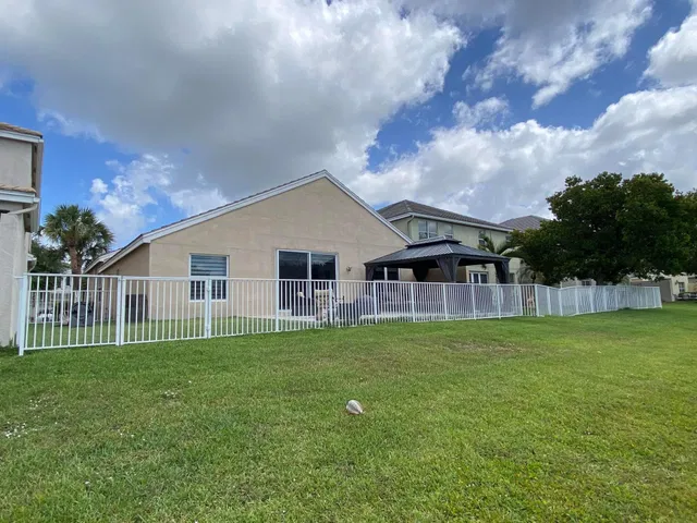 Residence photo 41
