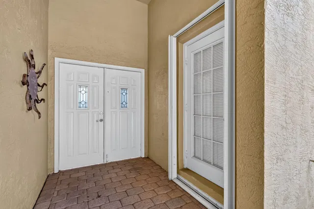 Residence photo 4