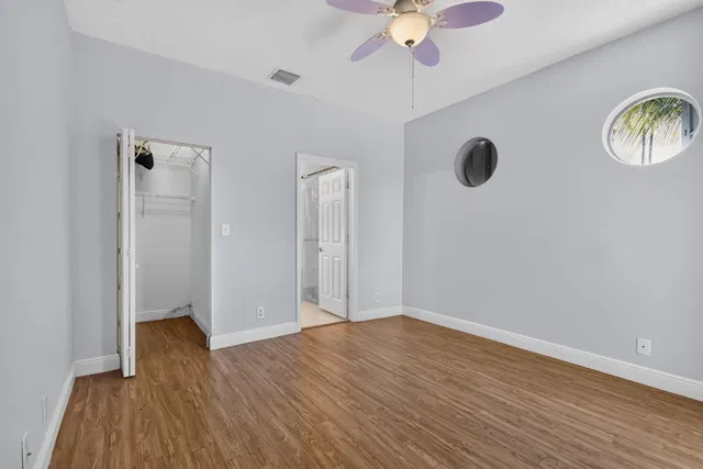 Residence photo 6