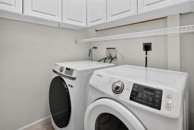 Residence photo 30