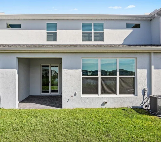 Residence photo 31