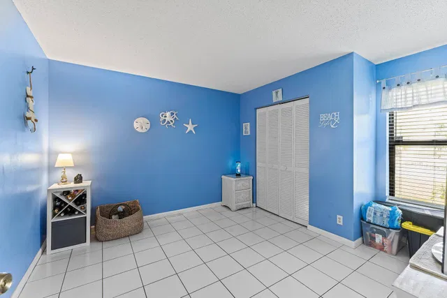 Residence photo 15