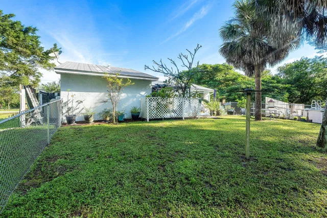 Residence photo 23