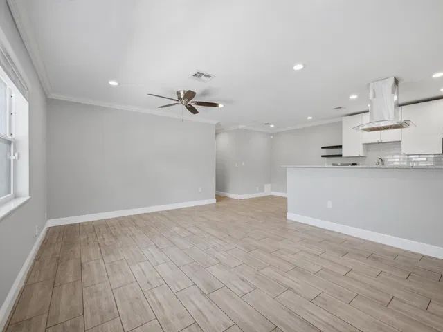 Residence photo 13