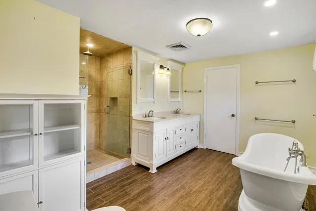 Residence photo 33