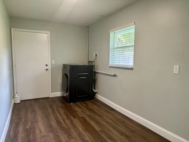 Residence photo 24