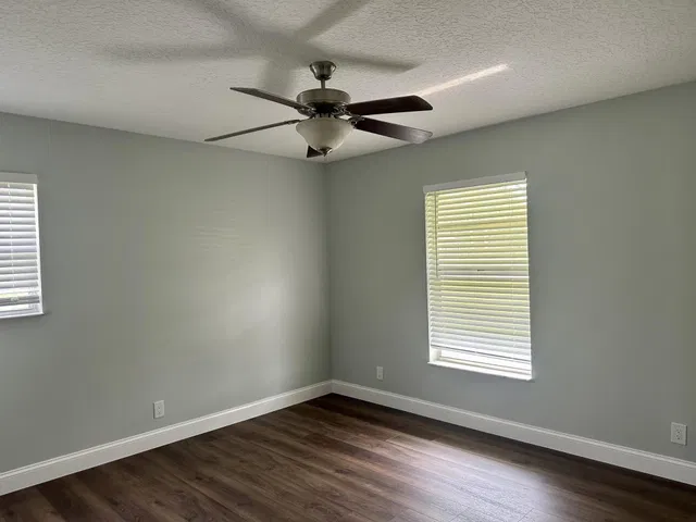 Residence photo 26