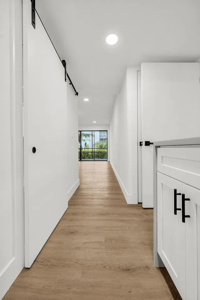 Unit 106 photo 29