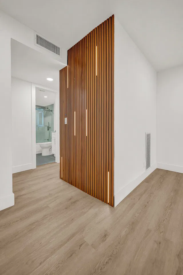 Unit 106 photo 33