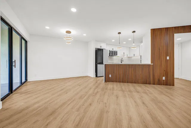 Unit 106 photo 36