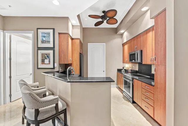 One City Plaza Unit 1616 photo 2
