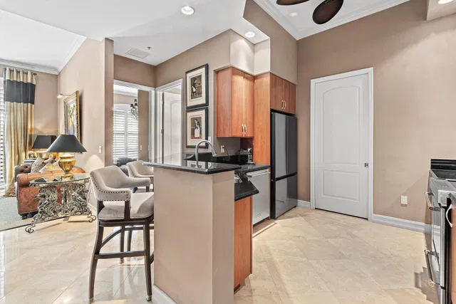 One City Plaza Unit 1616 photo 17