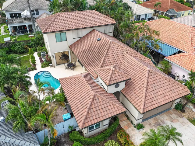 Residence photo 3
