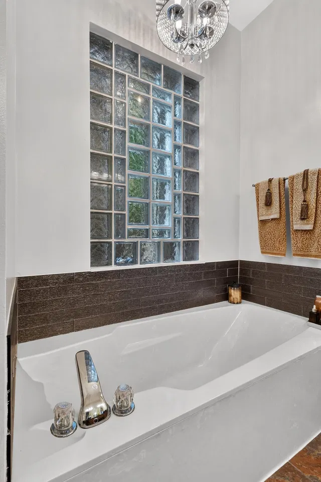 Residence photo 40