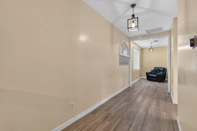 Residence photo 51