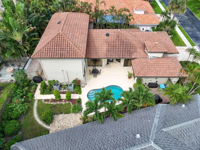 Residence photo 87