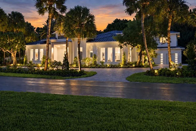 Residence photo 3