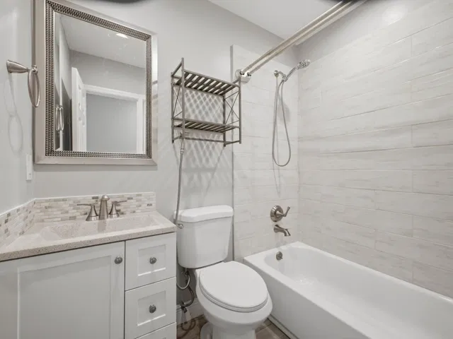 Residence photo 18