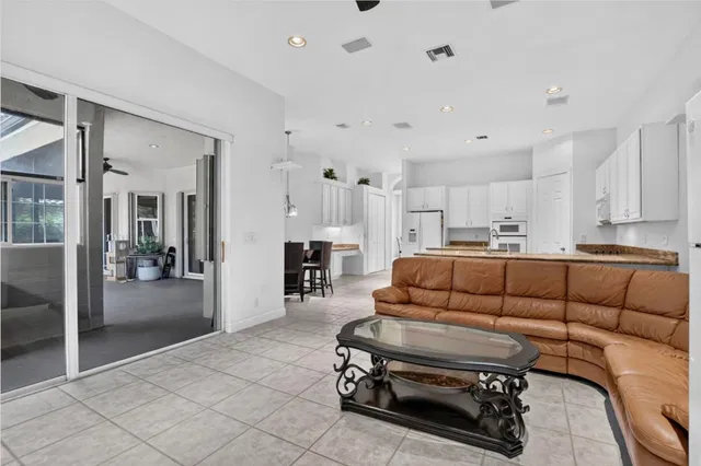 Residence photo 11