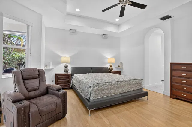 Residence photo 18