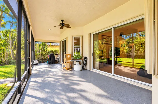 Residence photo 36