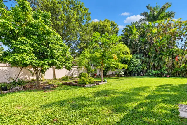 Residence photo 41